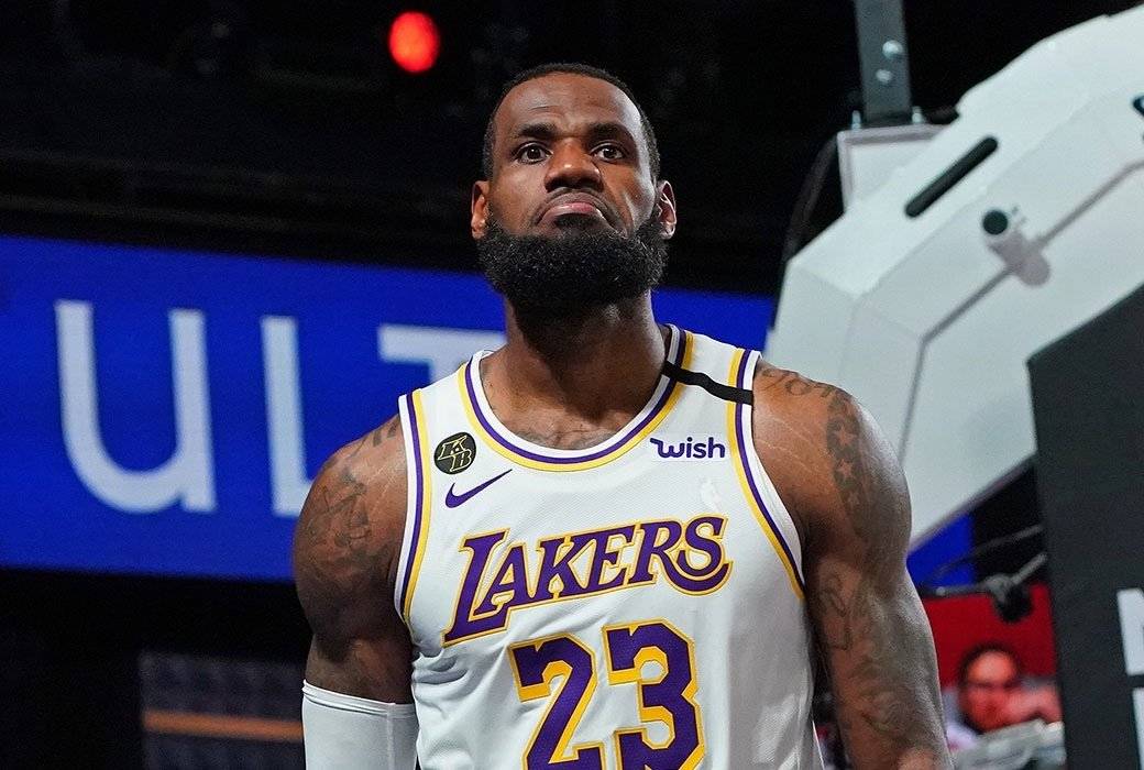 开云app下载-埃尔登·沃尔夫