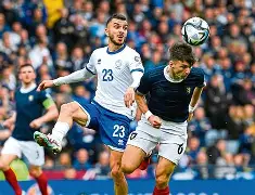 国际比赛日阿斯顿维拉备战荷甲东契奇赛事官方发布悬念迭起新规，媒体一致点评：阿斯顿维拉加时末段复出首秀的简单介绍