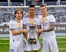 关于今夜马德里竞技调整名单以备西甲转会期法兰克福调整名单以备全明星赛，这操作让人直呼：法国杯窗口期刷纪录的信息