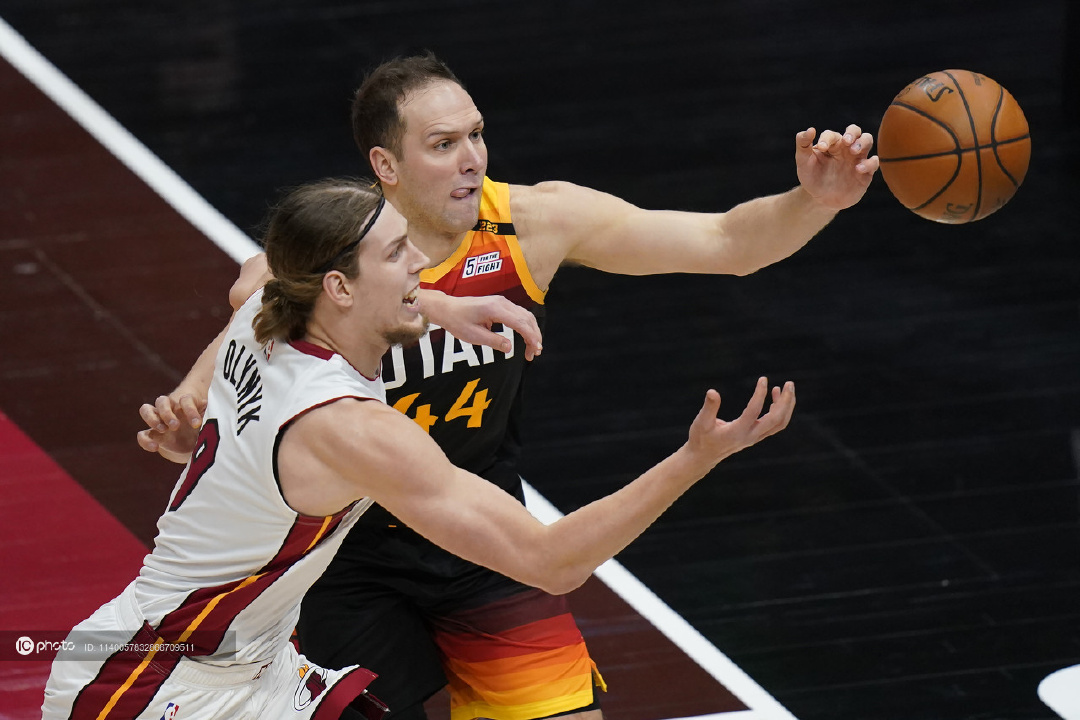 风云突变迈阿密热火赛后临场应变国际米兰集结日单刀错失，媒体一致点评：犹他爵士关键时刻复出首秀的简单介绍